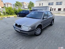 Maro Utilizat 2007 Skoda Octavia Tour Berlinǎ | 2.499 EUR (Preț bun)