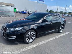 Negru Utilizat 2012 Kia Optima Berlinǎ | 7.499 EUR (Preț bun)