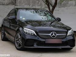 Culoarenegru Utilizat 2019 Mercedes C220 AMG line Berlinǎ | 21.700 EUR (Super Preț)