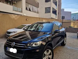 Culoarenegru Utilizat 2014 VW Touareg Terrain Tech SUV | 18.950 EUR (Super Preț)