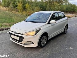 Culoarealb Utilizat 2015 Hyundai i20 | 5.199 EUR