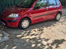 Culoarerosu Utilizat 2006 Citroën C3 Hatchback | 2.200 EUR