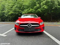 Rosu Utilizat 2019 Mercedes A180 Hatchback | 16.999 EUR (Preț bun)