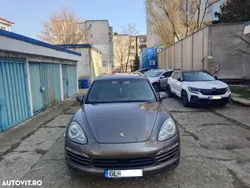 Maro Utilizat 2015 Porsche Cayenne SUV | 12.975 EUR
