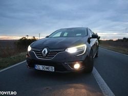 Culoarenegru Utilizat 2016 Renault Mégane GrandTour Intens Break | 10.500 EUR (Scump)