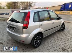 Utilizat 2005 Ford Fiesta Hatchback | 1.998 EUR