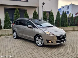 Culoaregri Utilizat 2015 Peugeot 5008 Monovolum | 6.490 EUR (Super Preț)