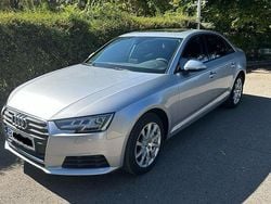 Culoareargint Utilizat 2018 Audi A4 Design Berlinǎ | 17.900 EUR (Preț bun)