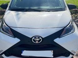 Culoarealb Utilizat 2015 Toyota Aygo Hatchback | 5.000 EUR (Preț OK)