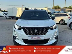 Alb Utilizat 2020 Peugeot 2008 SUV | 17.666 EUR (Scump)