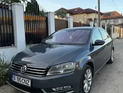 Utilizat 2012 VW Passat Berlinǎ | 5.600 EUR (Preț bun)