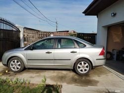 Gri Utilizat 2006 Ford Focus Berlinǎ | 3.200 EUR (Scump)