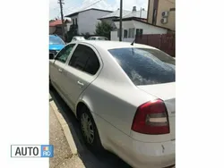 Alb Utilizat 2013 Skoda Octavia Hatchback | 6.200 EUR