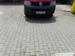 Culoarerosu Utilizat 2004 VW T5 Van | 5.500 EUR (Preț OK)