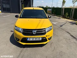 Galbeuriu Utilizat 2014 Dacia Logan Lauréate Berlinǎ | 3.599 EUR (Preț OK)