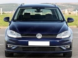 Albastru Utilizat 2019 VW Golf VII Highline Break | 13.250 EUR (Puțin scump)