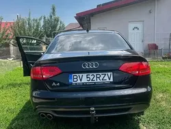 Utilizat 2012 Audi A4 Berlinǎ | 8.000 EUR