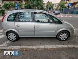 Argintiu Utilizat 2004 Opel Meriva Monovolum | 1.750 EUR
