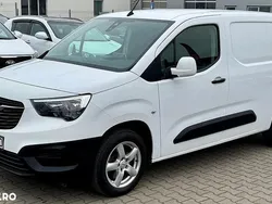Culoarealb Utilizat 2019 Opel Combo Monovolum | 12.040 EUR (Scump)