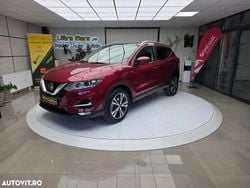 Culoarerosu Utilizat 2020 Nissan Qashqai N-Connecta SUV | 16.950 EUR (Puțin scump)