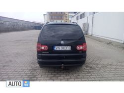 Negru Utilizat 2008 VW Sharan Monovolum | 4.200 EUR (Preț OK)