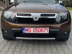 Maro Utilizat 2011 Dacia Duster Prestige SUV | 6.950 EUR (Preț OK)