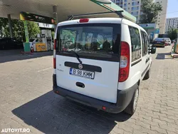 Alb Utilizat 2009 Fiat Doblò Monovolum | 3.000 EUR