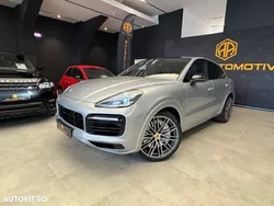 Gri Utilizat 2020 Porsche Cayenne SUV | 75.990 EUR