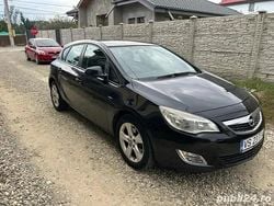 Utilizat 2011 Opel Astra Hatchback | 2.650 EUR (Preț bun)