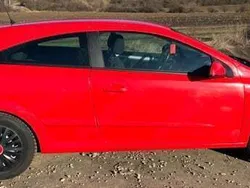Utilizat 2005 Opel Astra Hatchback | 1.990 EUR (Preț OK)