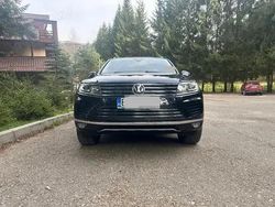 Negru Utilizat 2017 VW Touareg SUV | 21.500 EUR (Super Preț)