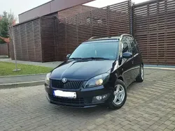 Negru Utilizat 2015 Skoda Roomster Noire Break | 4.500 EUR