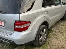 Mercedes ML320