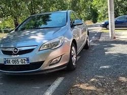 Utilizat 2011 Opel Astra Hatchback | 2.999 EUR (Preț bun)