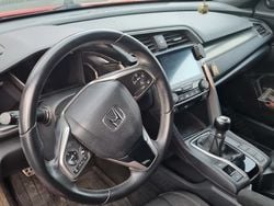 Rosu Utilizat 2018 Honda Civic Elegance Hatchback | 13.000 EUR (Preț OK)