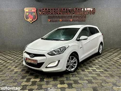 Culoarealb Utilizat 2014 Hyundai i30 Style Break | 5.980 EUR (Preț bun)