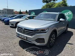 Gri Utilizat 2019 VW Touareg Elegance SUV | 35.950 EUR (Preț bun)