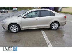 Bej Utilizat 2013 VW Jetta Break | 9.400 EUR