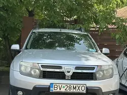 Argintiu Utilizat 2010 Dacia Duster SUV | 6.600 EUR (Scump)