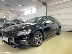 Negru Utilizat 2015 Volvo S60 Momentum Berlinǎ | 15.450 EUR