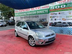 Argintiu Utilizat 2004 Ford Fiesta Hatchback | 1.499 EUR (Preț OK)