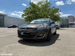 Gri Utilizat 2013 Opel Astra Selection Break | 5.300 EUR (Preț OK)