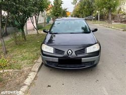 Culoarenegru Utilizat 2008 Renault Mégane II Authentique Break | 1.800 EUR (Preț OK)