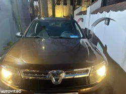 Maro Utilizat 2013 Dacia Duster Lauréate SUV | 7.000 EUR (Preț bun)