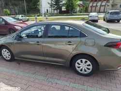 Verde Utilizat 2020 Toyota Corolla Business Edition Berlinǎ | 15.000 EUR (Super Preț)