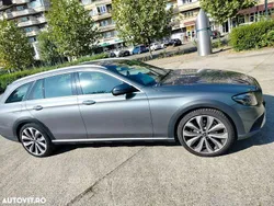 Gri Utilizat 2019 Mercedes E220 Exclusive Break | 24.900 EUR (Preț OK)