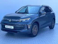 Gri mediu normal Nouă 2025 VW Tiguan Life SUV | 47.400 EUR