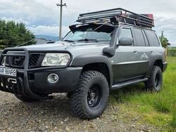 Gri Utilizat 2005 Nissan Patrol SUV | 12.900 EUR