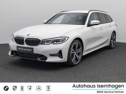 Utilizat 2022 BMW 330 Sport Line | 38.333 EUR (Preț bun)
