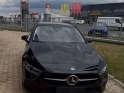Culoarenegru Utilizat 2025 Mercedes A180 Hatchback | 31.600 EUR (Preț bun)